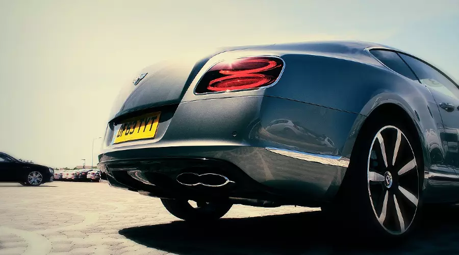Знакомьтесь, Bentley. Новый Continental GT V8 S &copy;&nbsp;Фото ЮГА.ру