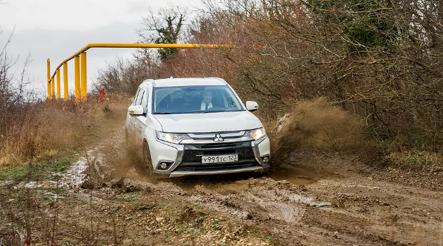 Авто &copy;&nbsp;Фото Евгения Мельченко, Юга.ру