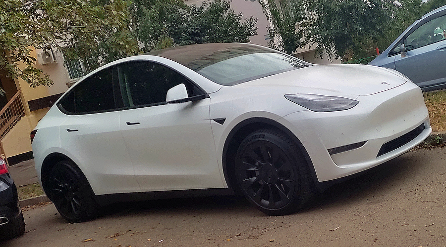 Электромобиль Tesla &copy;&nbsp;Фото Евгения Мельченко