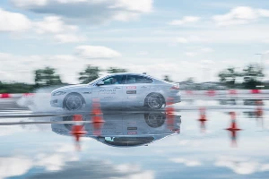 Компания Continental представила и испытала новую шину SportContact 6 &copy;&nbsp;Фото ЮГА.ру
