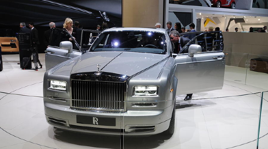 Компания Rolls-Royce Motor Cars прекращает выпуск PHANTOM VII © Фото ЮГА.ру