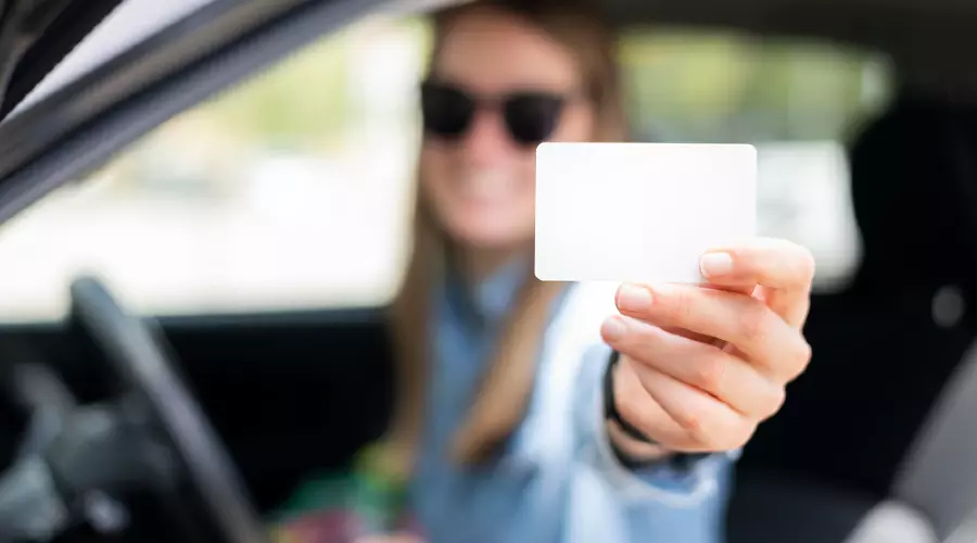 водительские права &copy;&nbsp;Сгенерировано с помощью нейросети Gigachat