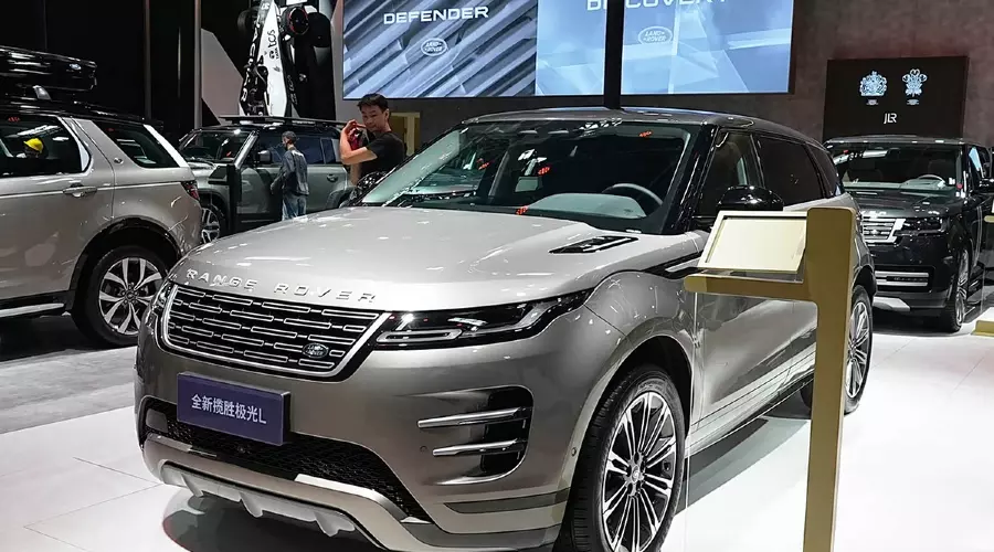 Range Rover Evoque L &copy;&nbsp;Фото: Range Rover