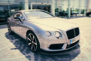 Знакомьтесь, Bentley. Новый Continental GT V8 S &copy;&nbsp;Фото ЮГА.ру