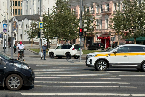 пешеходный переход красный светофор &copy;&nbsp;Фото ЮГА.ру