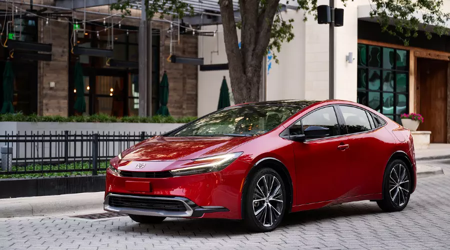 Toyota Prius &copy;&nbsp;Фото ЮГА.ру