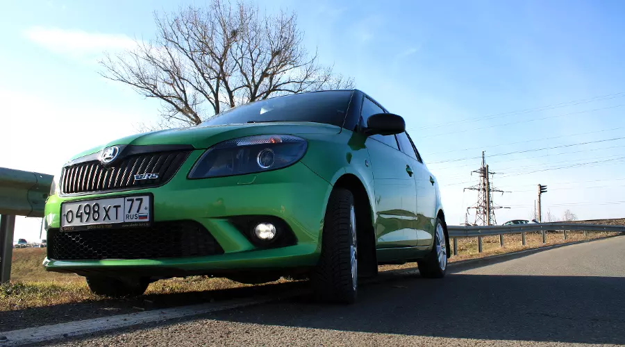 ŠKODA Fabia RS. Резвый чешский Hot-Hatch &copy;&nbsp;Фото ЮГА.ру