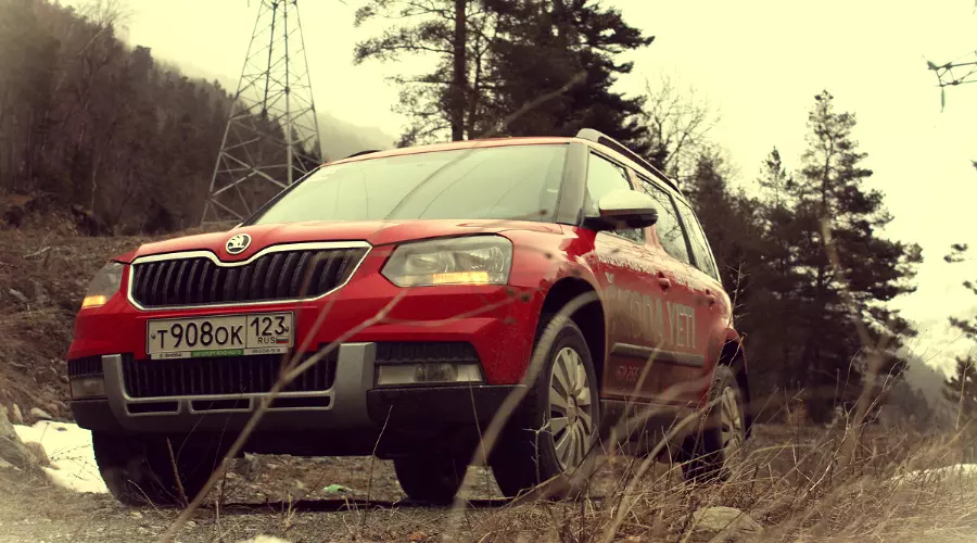 Skoda Yeti в горах Кавказа &copy;&nbsp;Фото ЮГА.ру