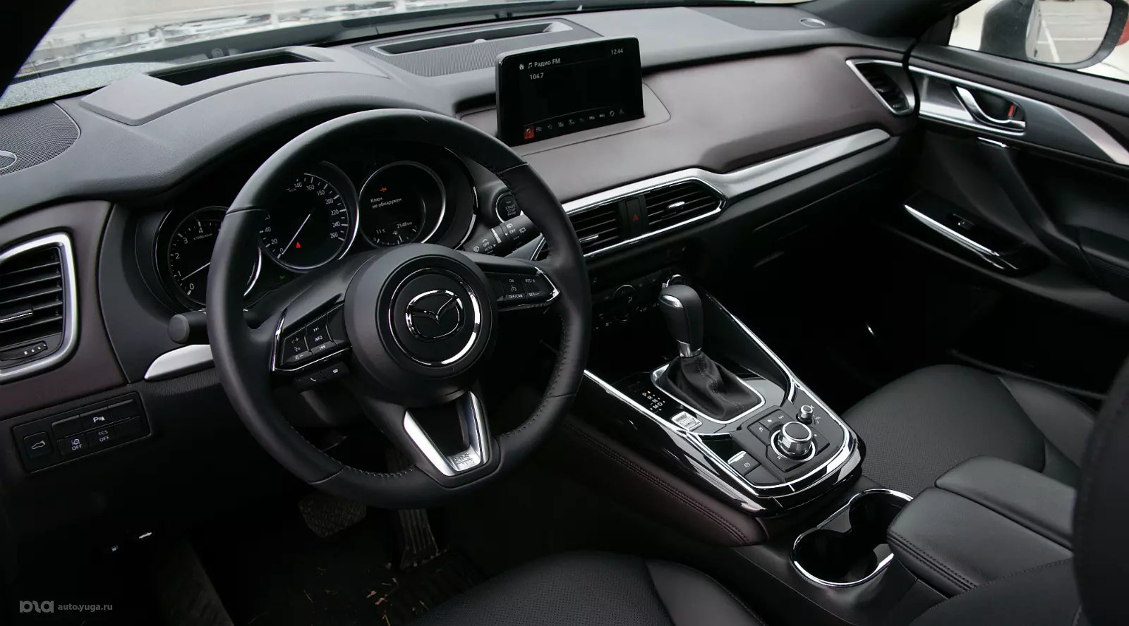 Новый кроссовер Mazda CX-9 © Фото Евгения Мельченко, Юга.ру Новый кроссовер Mazda CX-9
