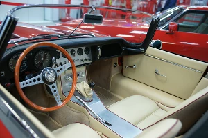 Музей спортивных и классических автомобилей на "Сочи Автодроме" &copy;&nbsp;Фото ЮГА.ру