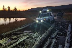 Заводская команда на LADA 4X4 покоряет Север России &copy;&nbsp;Фото ЮГА.ру