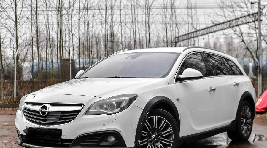 Opel Insignia Country Tourer &copy;&nbsp;Фото: Секреты перекупа