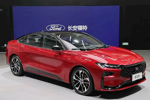 Новый Mondeo © Фото Carnewschina