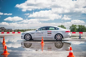 Компания Continental представила и испытала новую шину SportContact 6 &copy;&nbsp;Фото ЮГА.ру