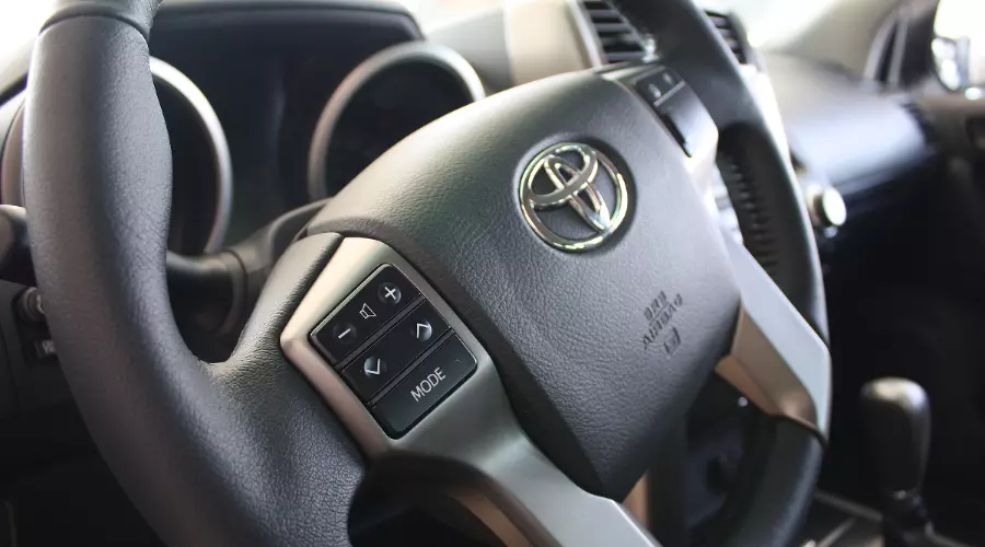 Land Cruiser Prado &copy;&nbsp;Фото ЮГА.ру
