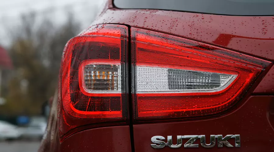 Тест-драйв Suzuki SX4. Обновленный вариант 2016 – 2017 года &copy;&nbsp;Фото ЮГА.ру
