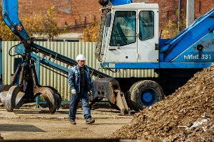 Утилизация старых автомобилей  &copy;&nbsp;Николай Ильин, ЮГА.ру