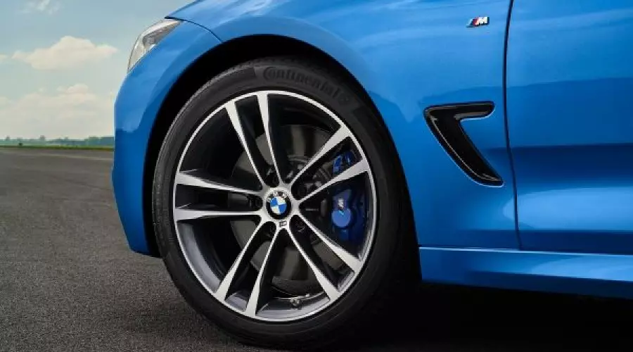 Новый BMW 3-Series Gran Turismo 2016 © Фото ЮГА.ру Новый BMW 3-Series Gran Turismo 2016 © Фото ЮГА.ру