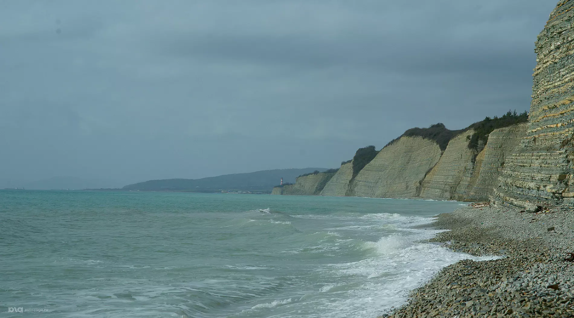Черное море в районе пляжа Сосновка, Геленджик