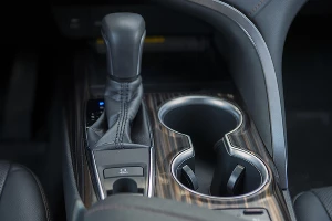 Новая Toyota Camry &copy;&nbsp;Фото Евгения Мельченко, Юга.ру