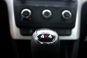 Skoda Yeti в горах Кавказа &copy;&nbsp;Фото ЮГА.ру