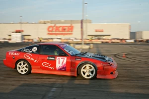 Финальный этап Drift Battle Series 2016 в Краснодаре &copy;&nbsp;Фото ЮГА.ру