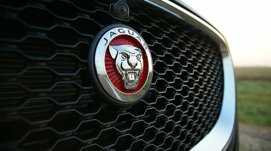 Тест-драйв нового Jaguar XF 2016 модельного года © Фото ЮГА.ру Тест-драйв нового Jaguar XF 2016 модельного года © Фото ЮГА.ру