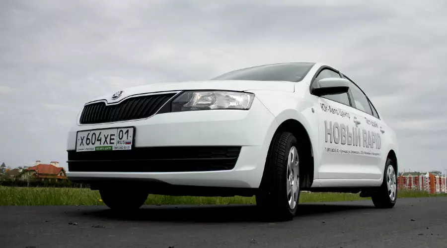 SKODA Rapid. Амбициозный игрок "бюджетного" сегмента &copy;&nbsp;Фото ЮГА.ру