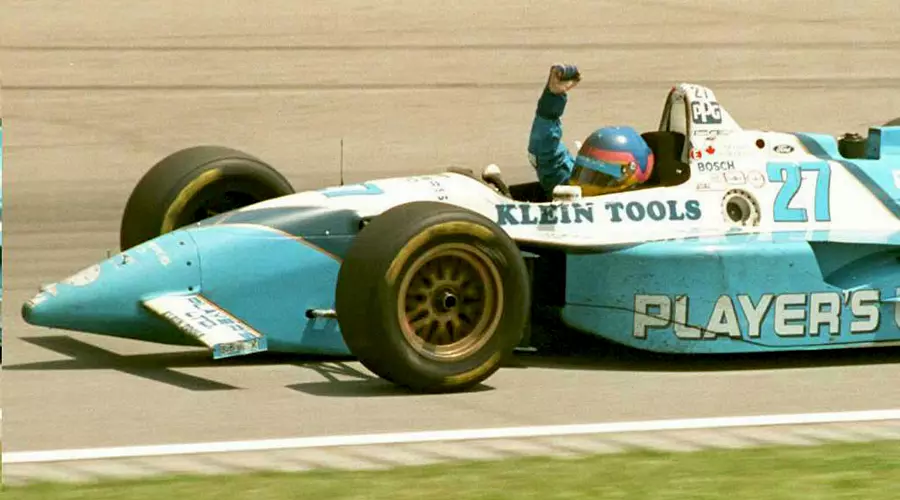 Жак - чемпион серии IndyCar 1995 года
